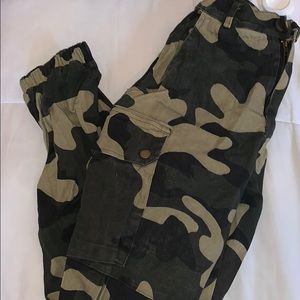 Fashion nova camo cargo pants